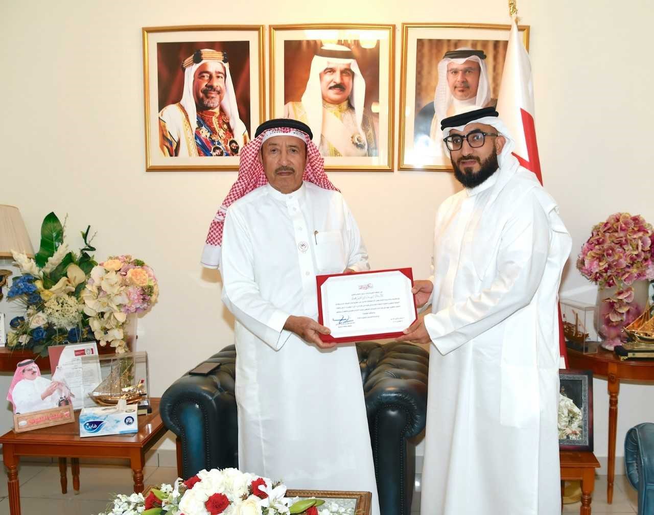 محافظة المحرق تقيم دورة حقوق وواجبات الموظف و أخلاقيات الوظيفة العامة<